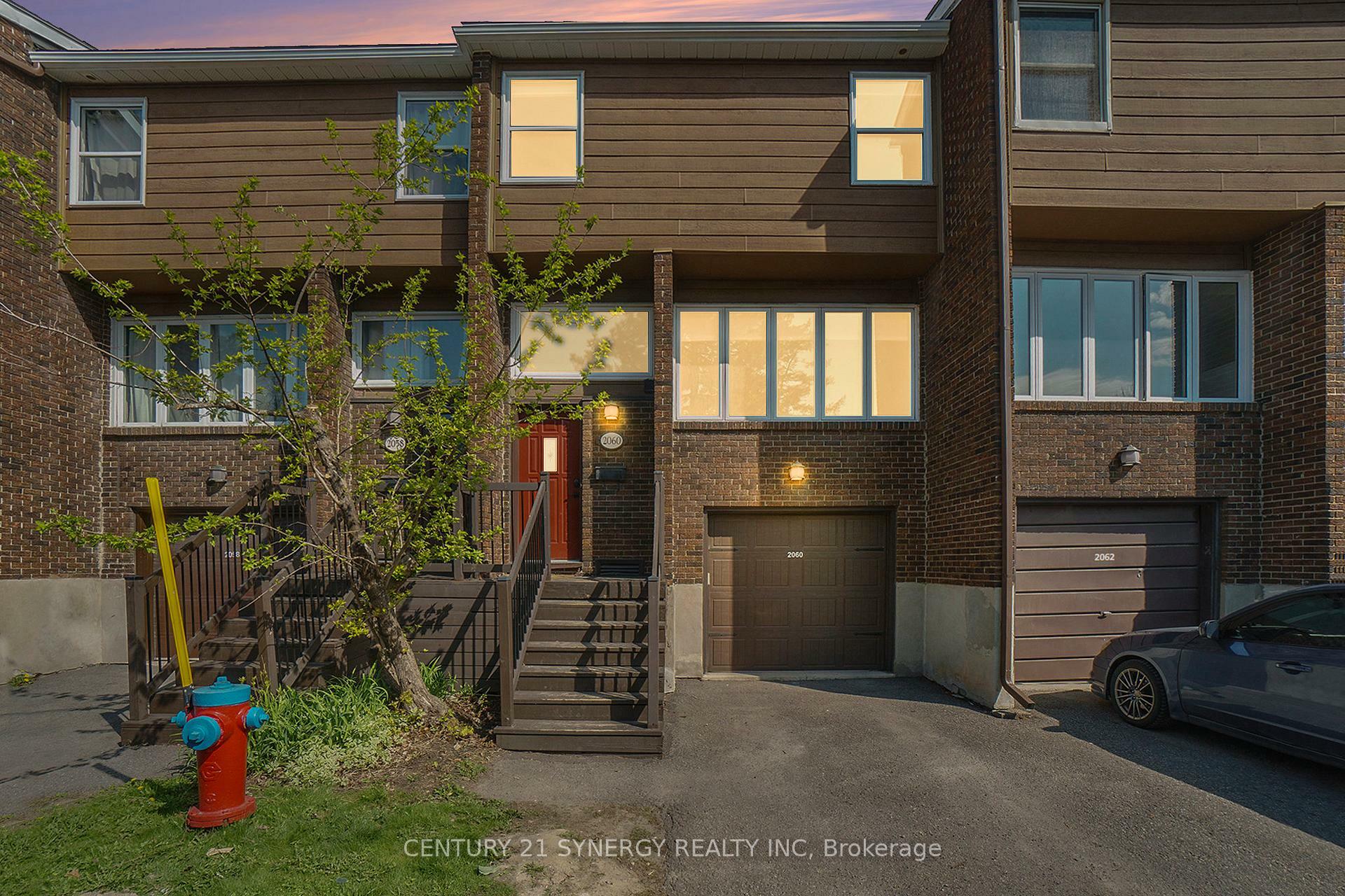 Photo de la propriété:  2060 Eric Crescent 79  ON K1B 4P4 