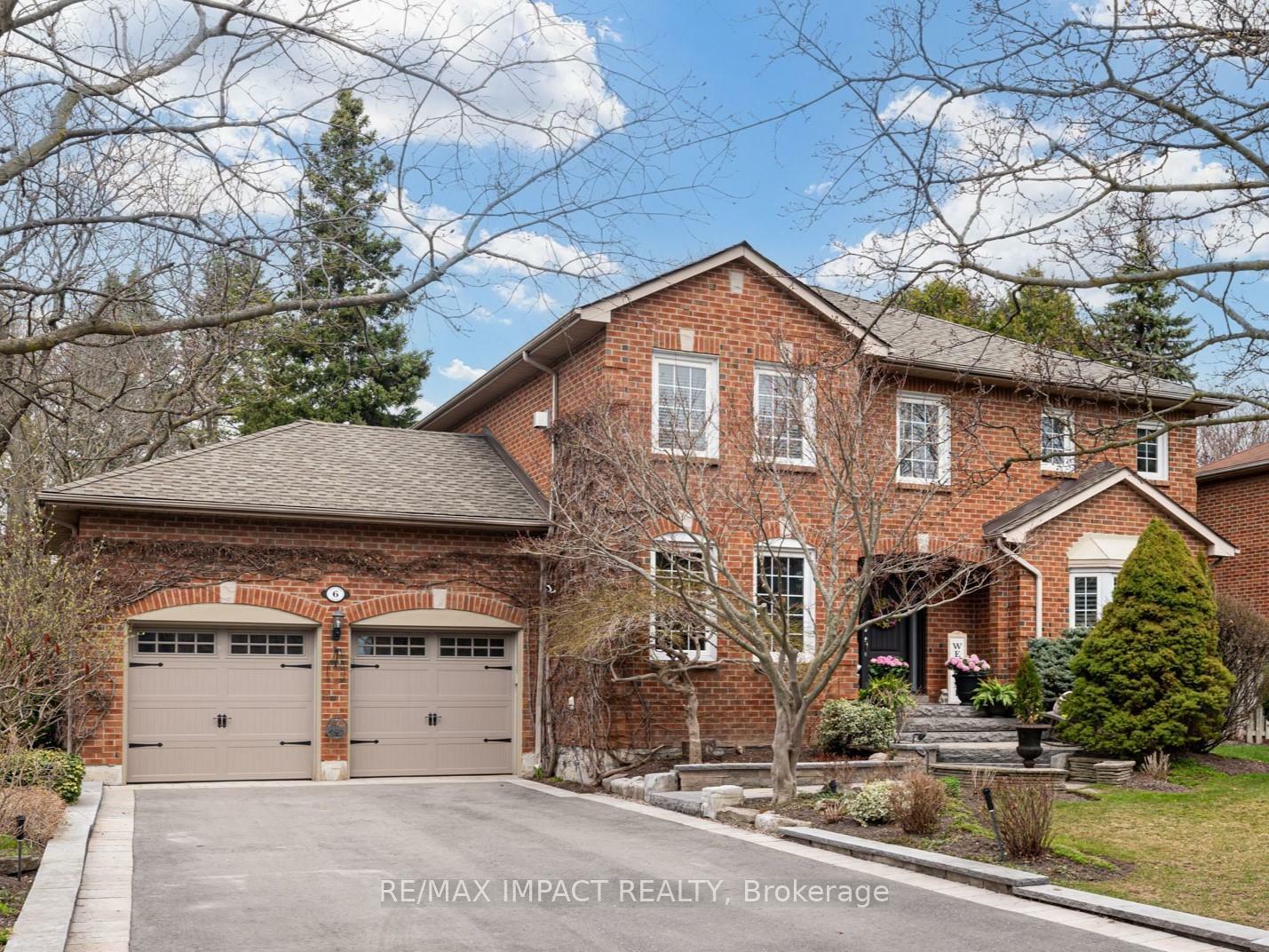Property Photo: 6 Longford Court ON L1R 1C6