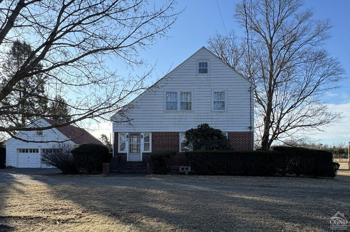 Property Photo: 2322 US Route 9 NY 12534
