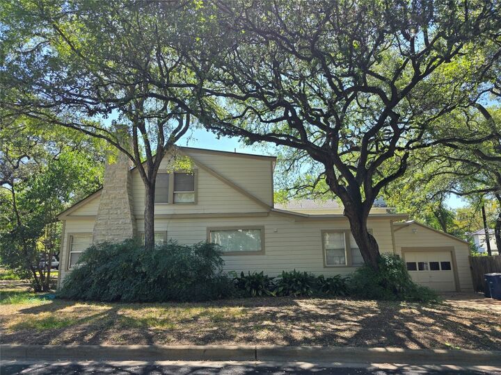 Property Photo: 3207 Cherry Lane TX 78703