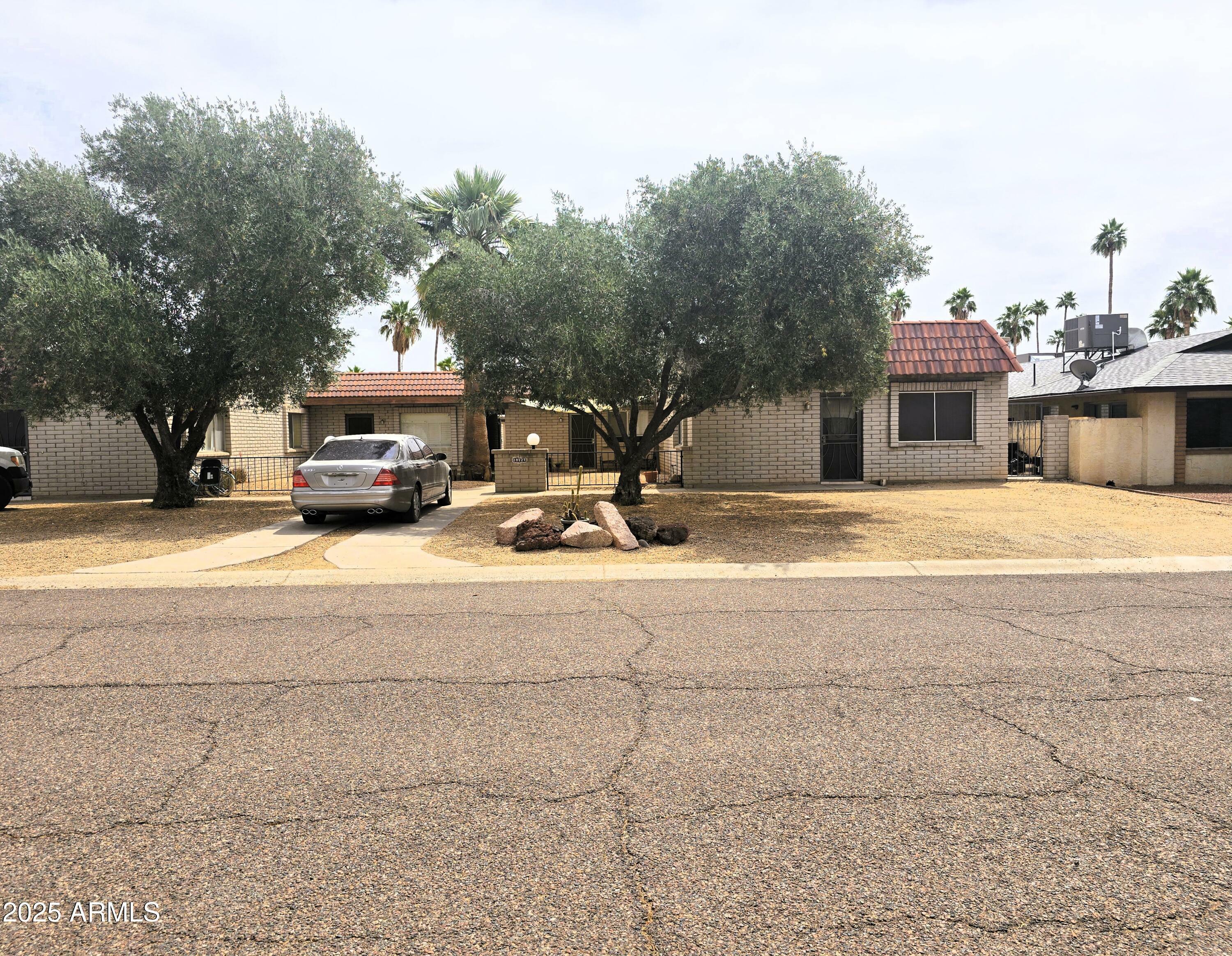 Property Photo: 18227 N 40th Place AZ 85032