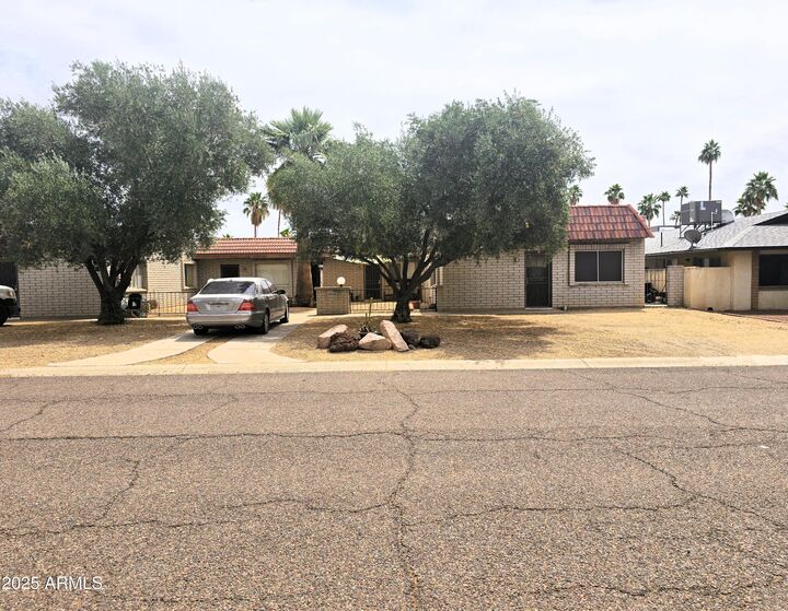 Property Photo: 18227 N 40th Place AZ 85032