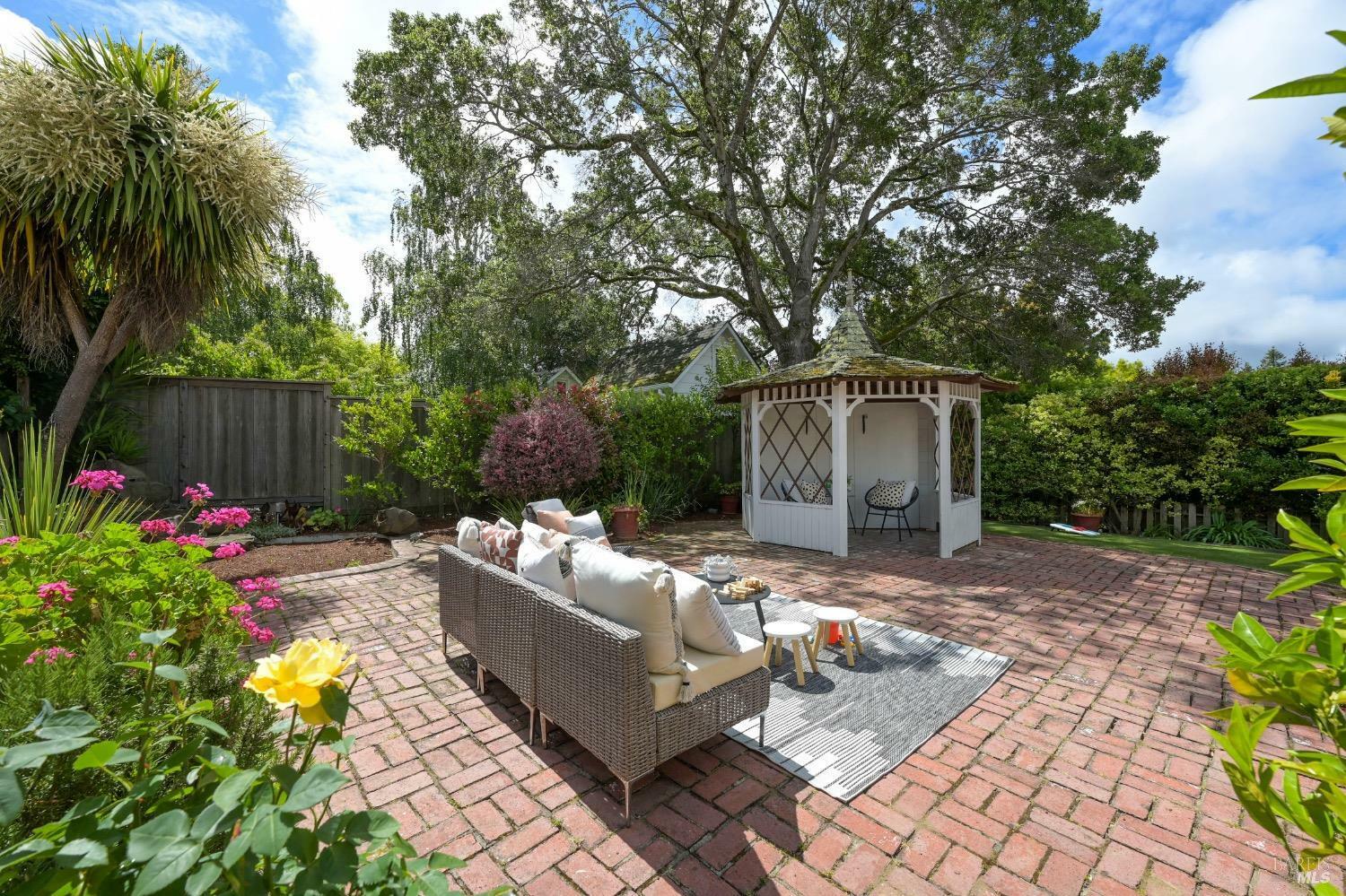 Property Photo: 230 Elm Avenue CA 94941