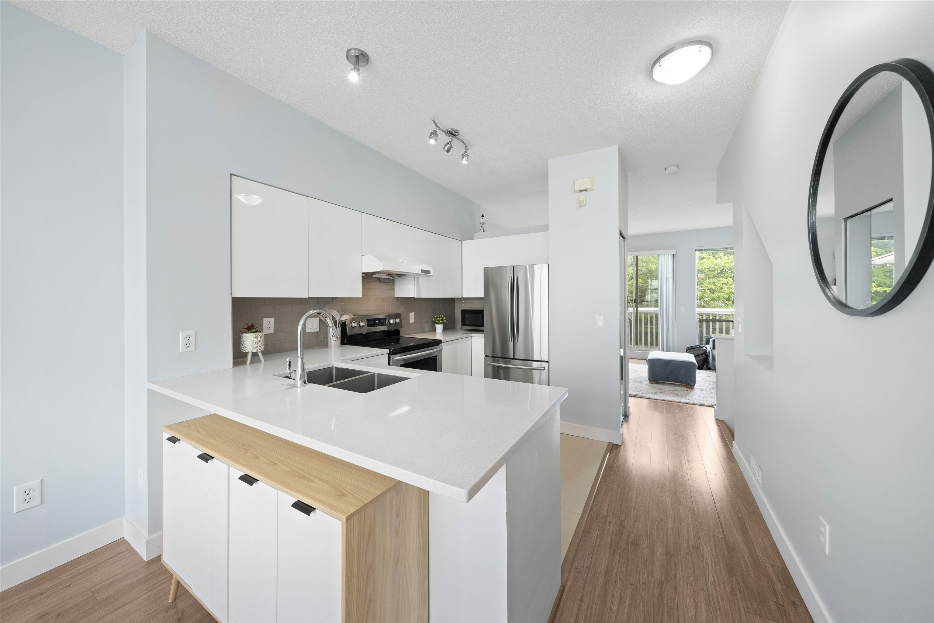 Property Photo: 12920 Jack Bell Drive 7 BC V6V 2V9