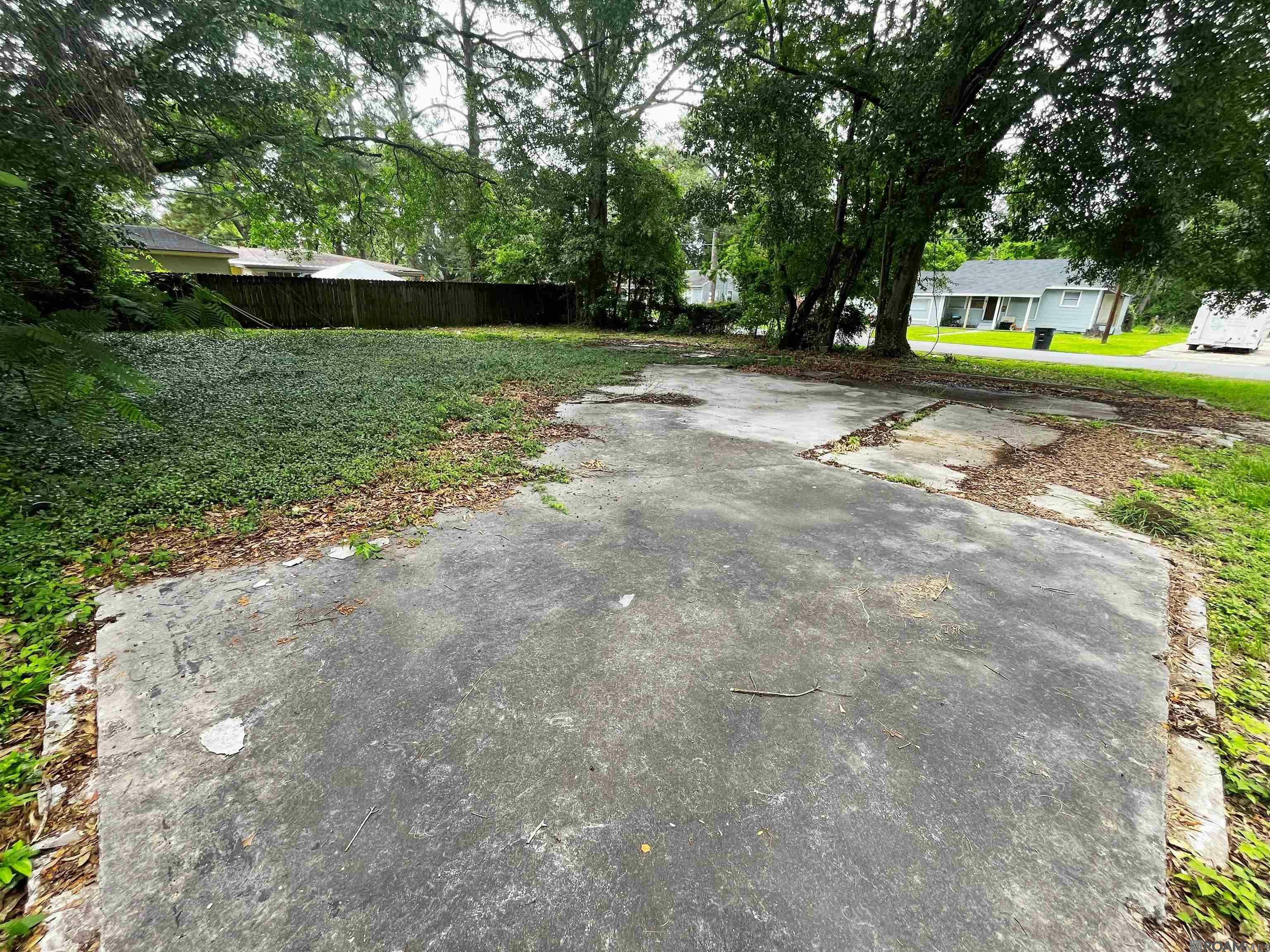 Property Photo: 4769 E Dayton Ct LA 70805