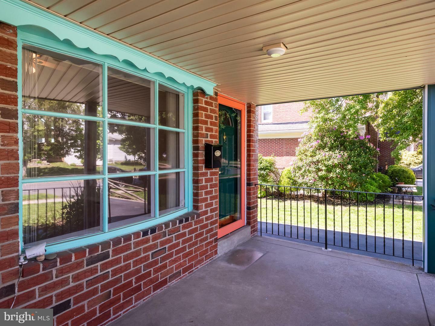 Property Photo: 145 E Marthart Avenue PA 19083