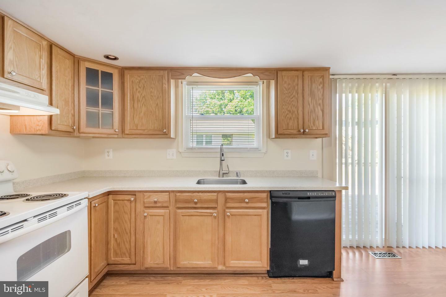 Property Photo: 12201 Kingsford Court MD 20721