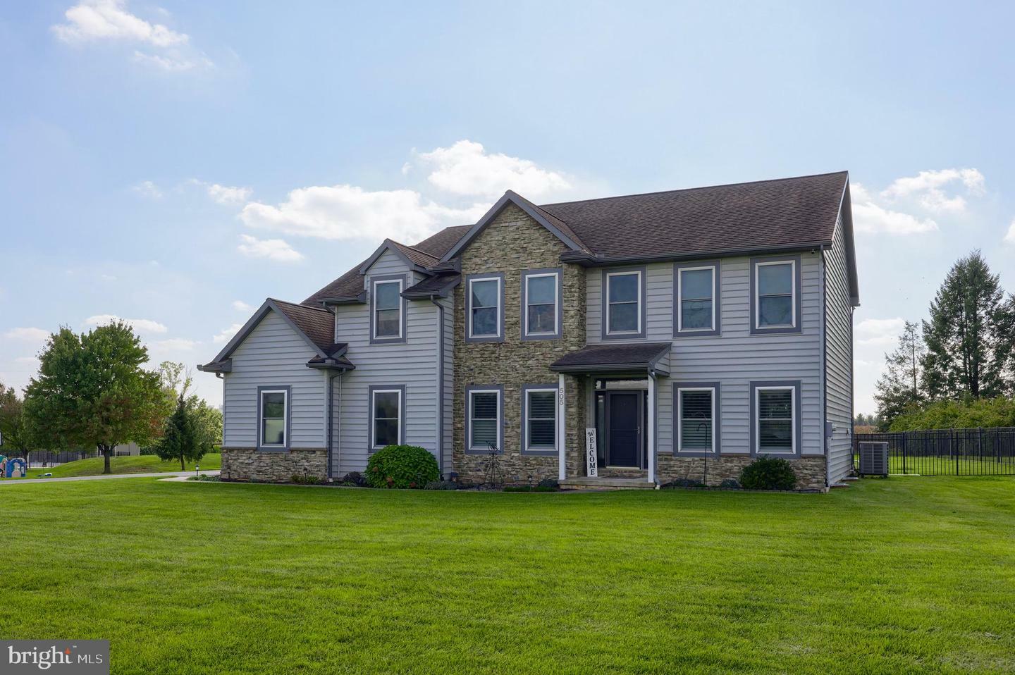 Property Photo: 505 W Route 897 PA 17569