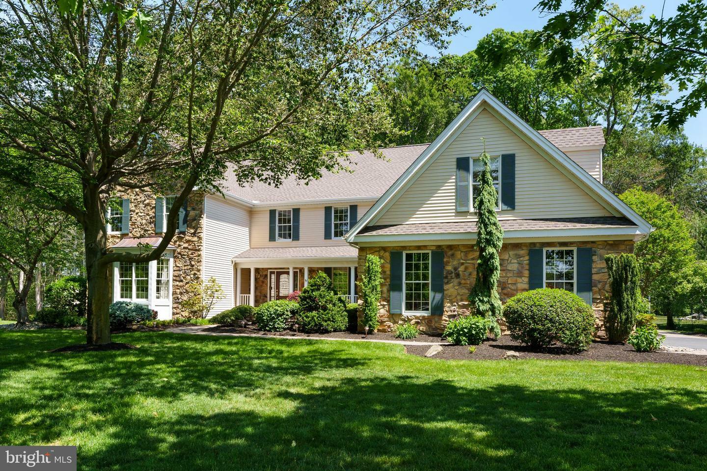Property Photo: 3 Wheatsheaf Court NJ 08536