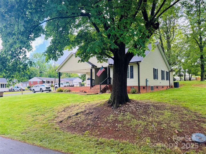 Property Photo:  312 Shady Lane  NC 28092 