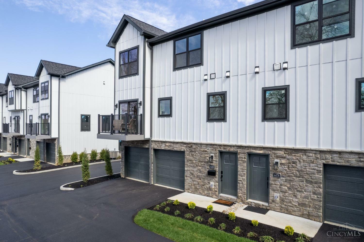 Property Photo: 4480 Butterfield Place OH 45227