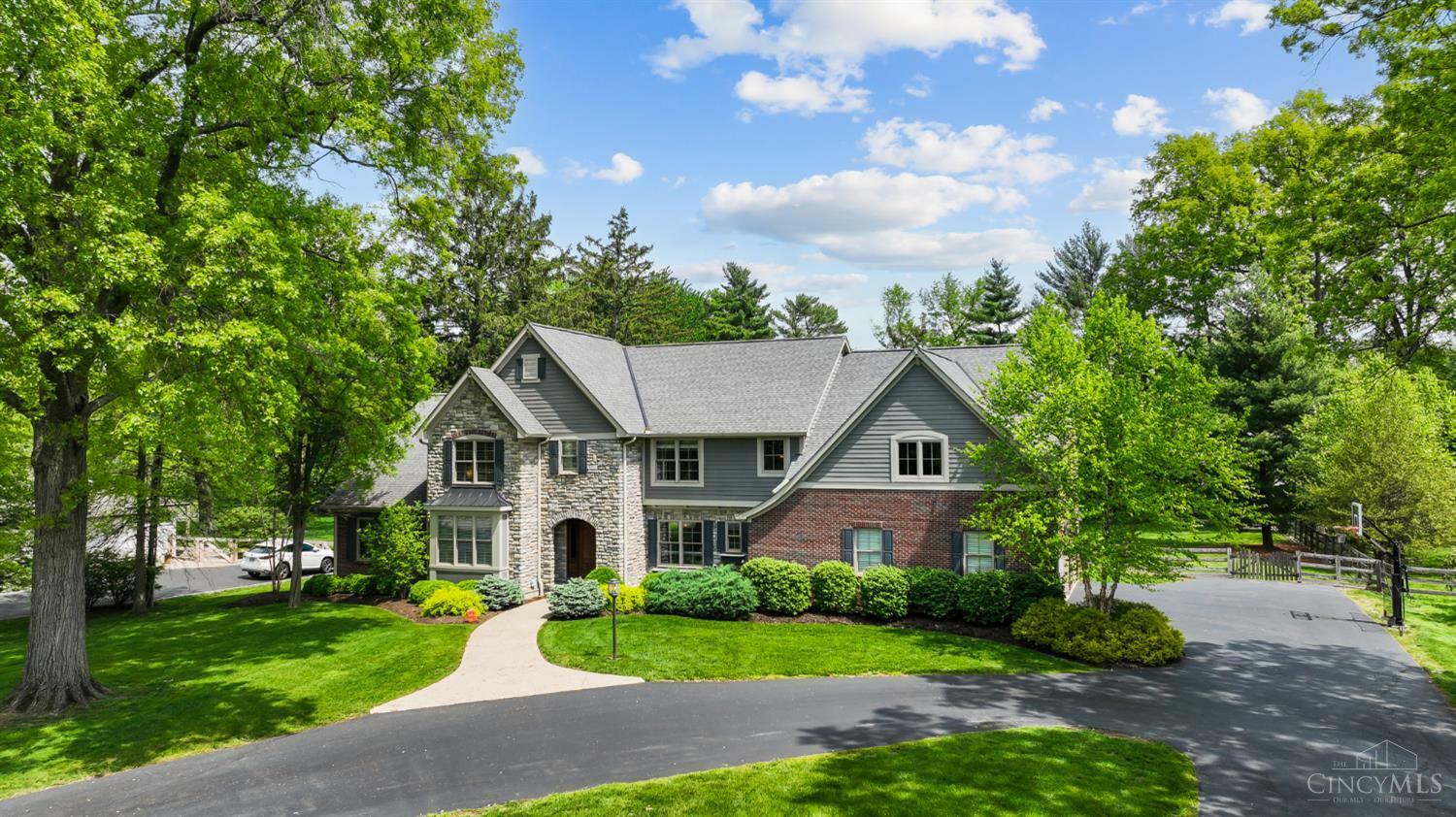 Property Photo: 7105 Graves Road OH 45243
