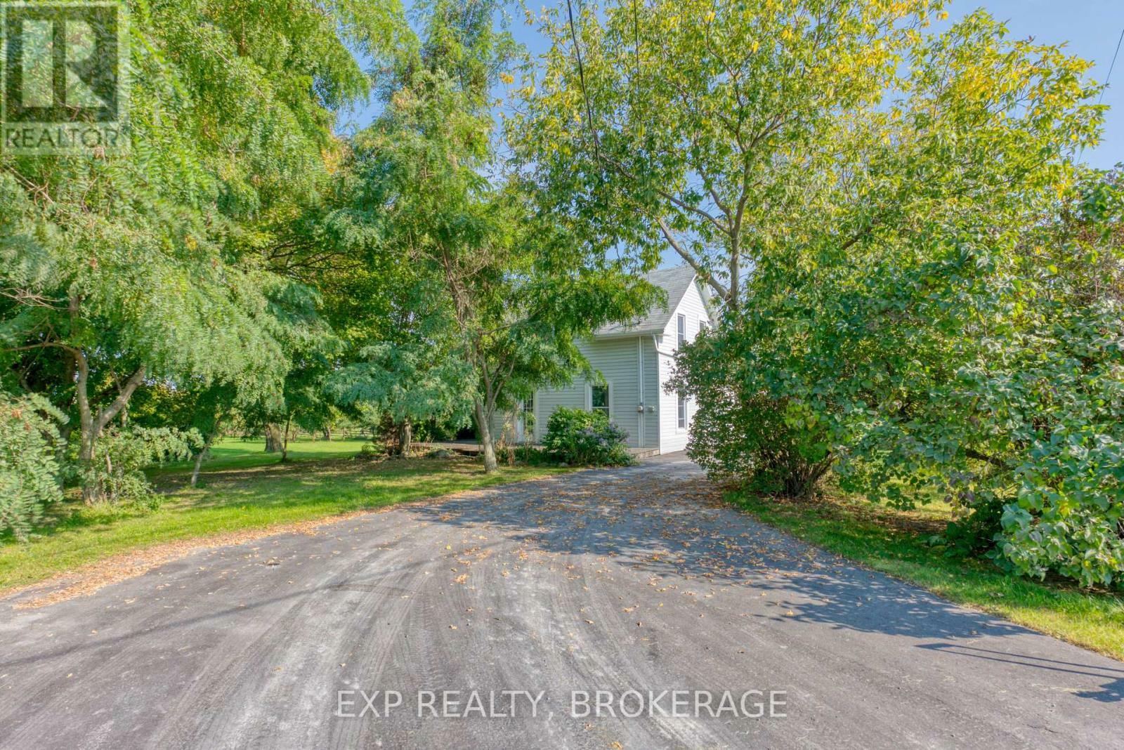 Property Photo: 660 7th Line Road ON K0H 2Y0