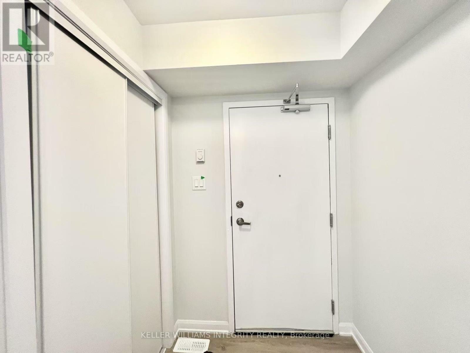 Property Photo: 1407 Creekway Private ON K2T 0T1