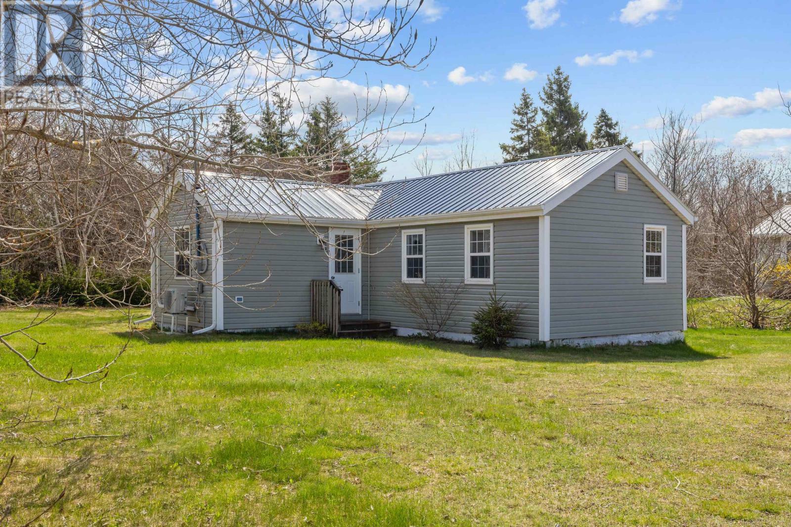 Property Photo:  7 Maple Street  PE C0A 1S0 