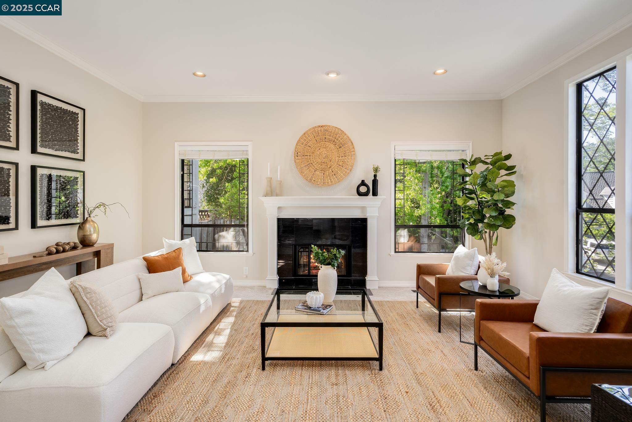 Property Photo: 15 Blemer Ct CA 94526