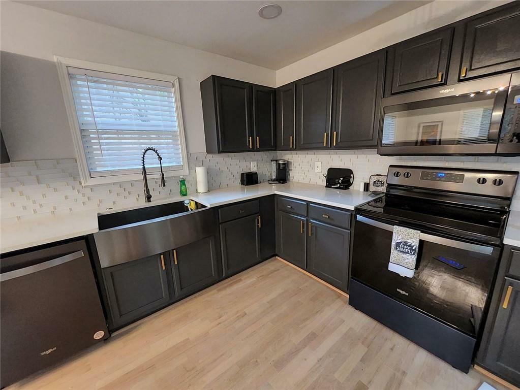 Property Photo: 904 Smith St SW Street SW GA 30310