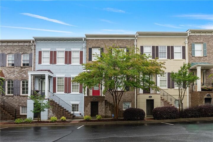 1003 Pearl Point NE  Sandy Springs GA 30328 photo