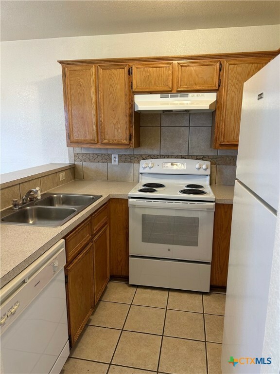 Property Photo: 1300 Chips TX 76549