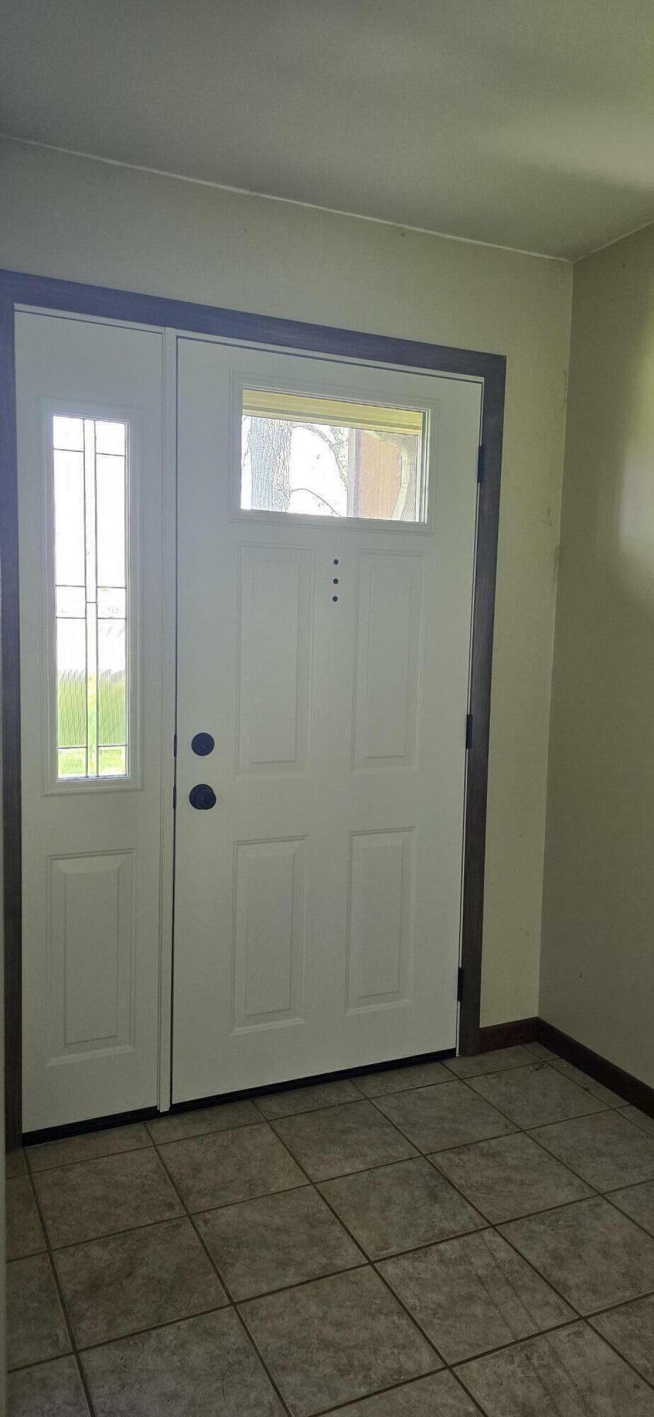 Property Photo: 824 S 500 IN 46347