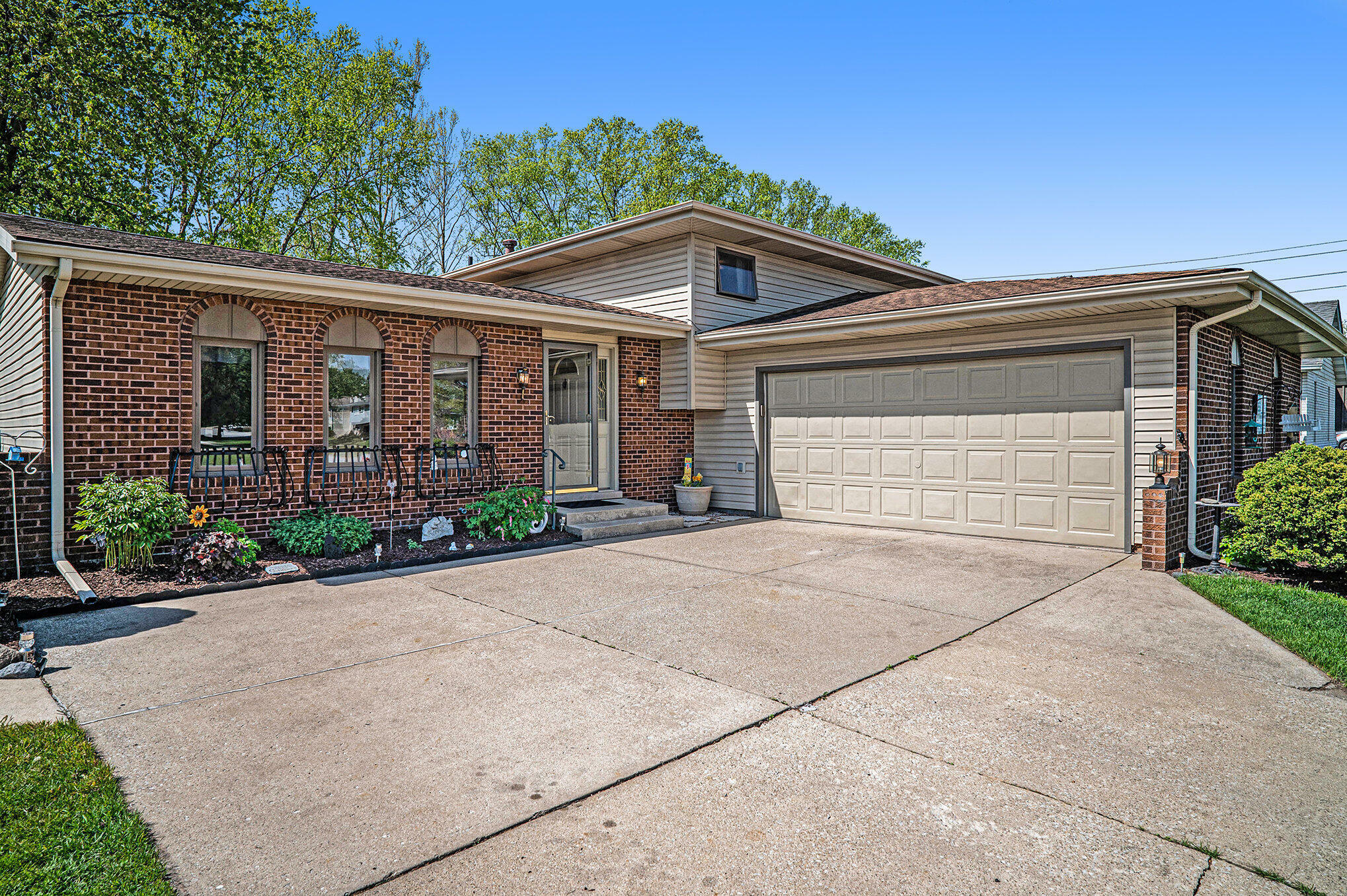 Property Photo: 529 York Road IN 46375