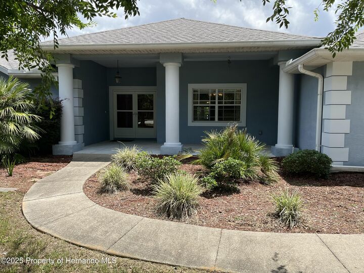 Property Photo:  10054 Hernando Ridge Road  FL 34613 