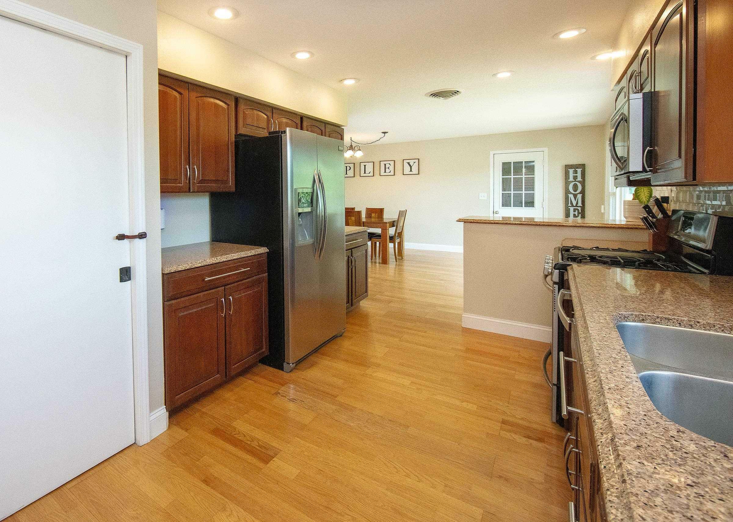 Property Photo: 313 Main St IA 50670