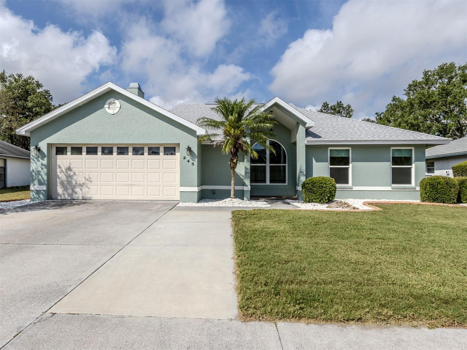 Property Photo:  245 Woodingham Trail  FL 34292 