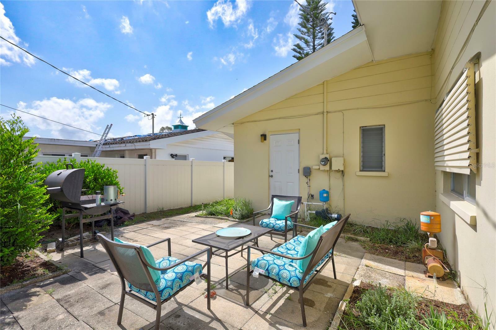 Property Photo: 1456 Jasmine Way FL 33756