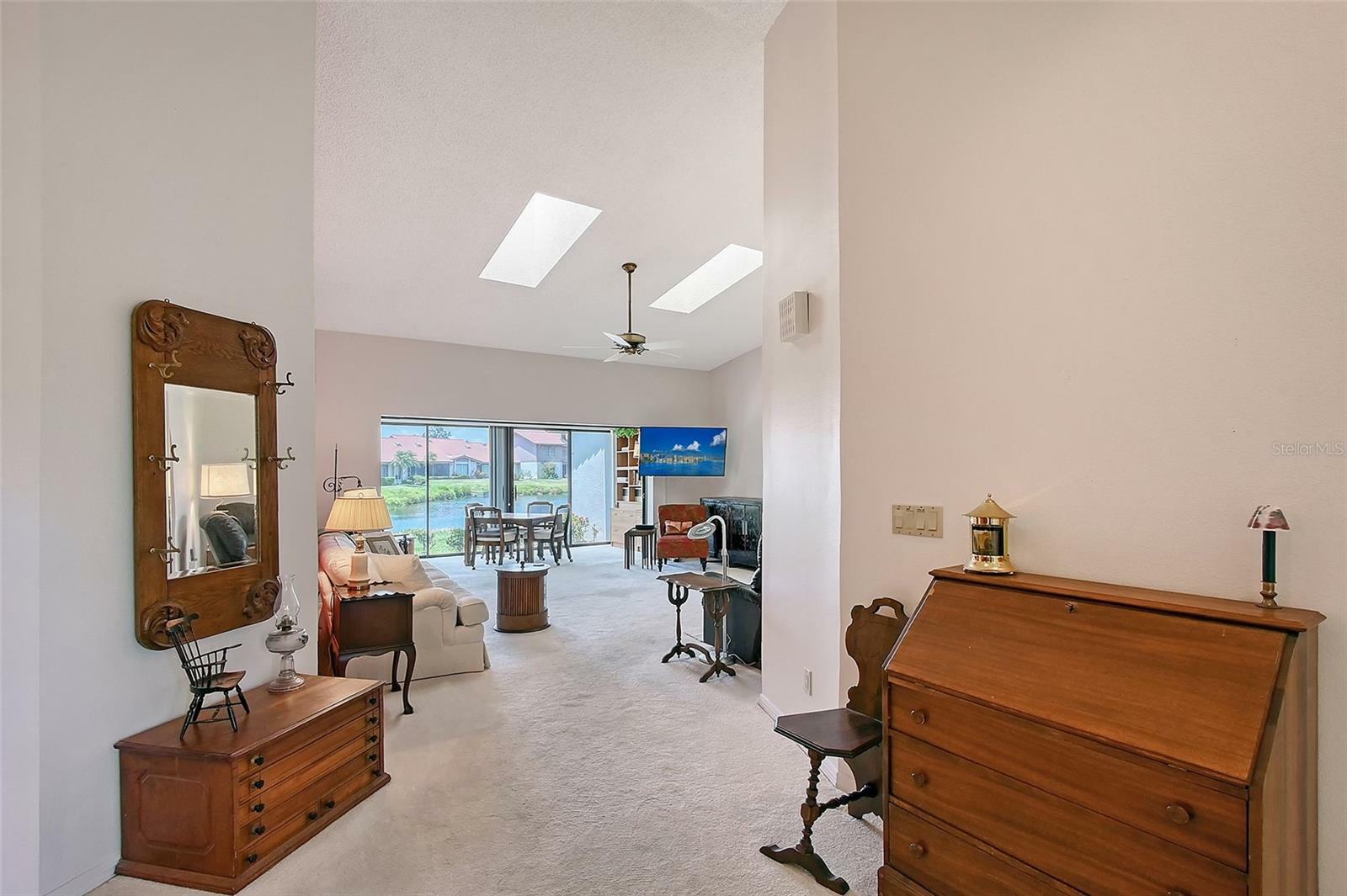 Property Photo: 6096 Wilshire Boulevard 9 FL 34238