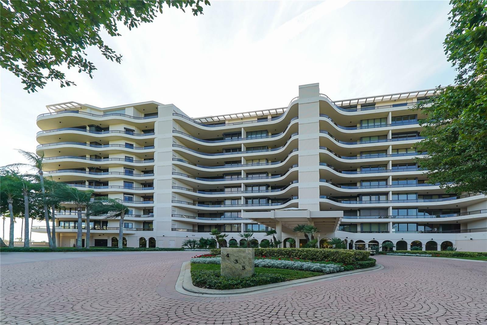 Property Photo: 435 L Ambiance Drive K506 FL 34228