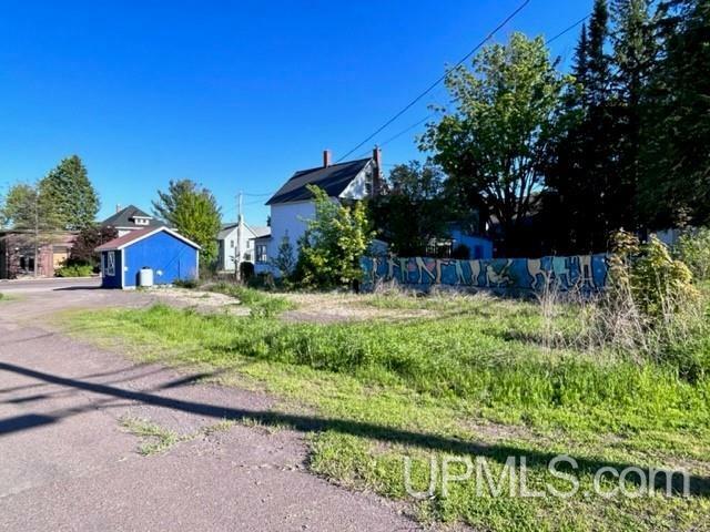 Property Photo: 42233 Willson Memorial Drive MI 49916