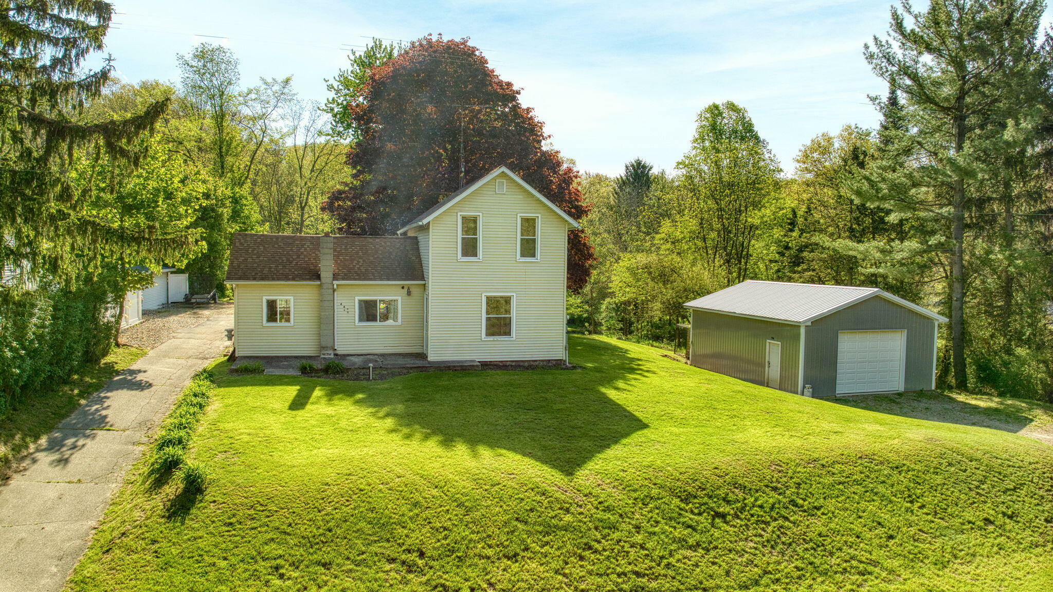 Property Photo: 443 S Jackson Street MI 49241