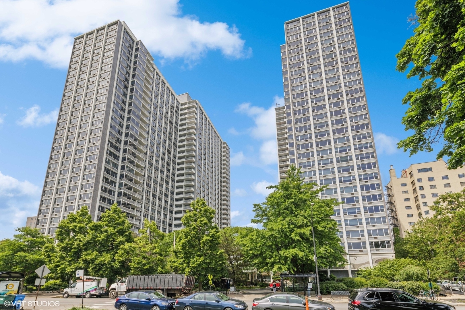 Property Photo: 4250 N Marine Drive 1205 IL 60613