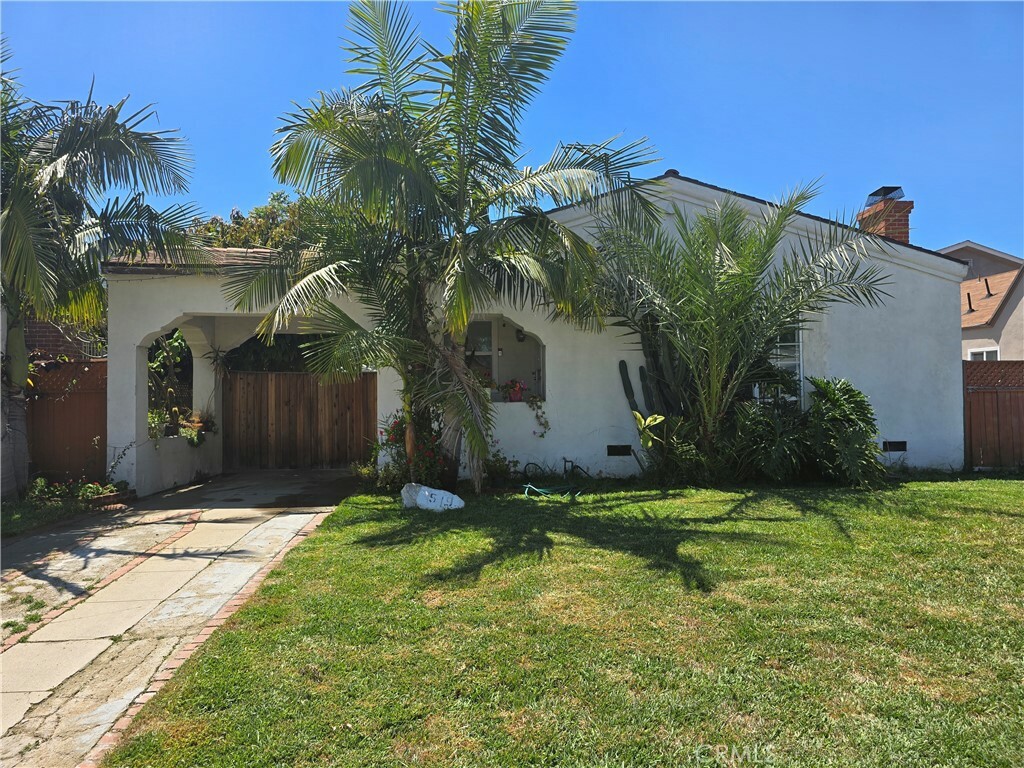 Property Photo: 519 N Sloan Avenue CA 90221