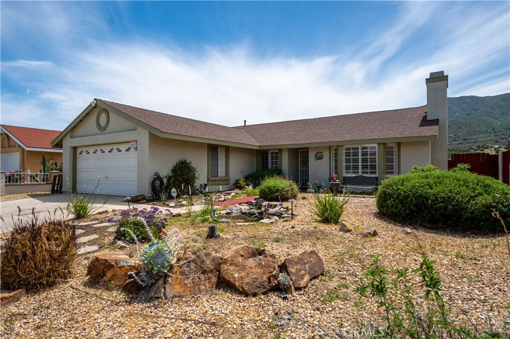 Property Photo: 18993 Janisse Lane CA 92530