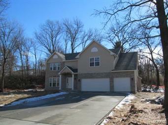 Property Photo: 9714 Mansfield Drive MO 63132