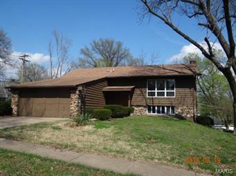 Property Photo: 5001 Trailbend Drive MO 63033