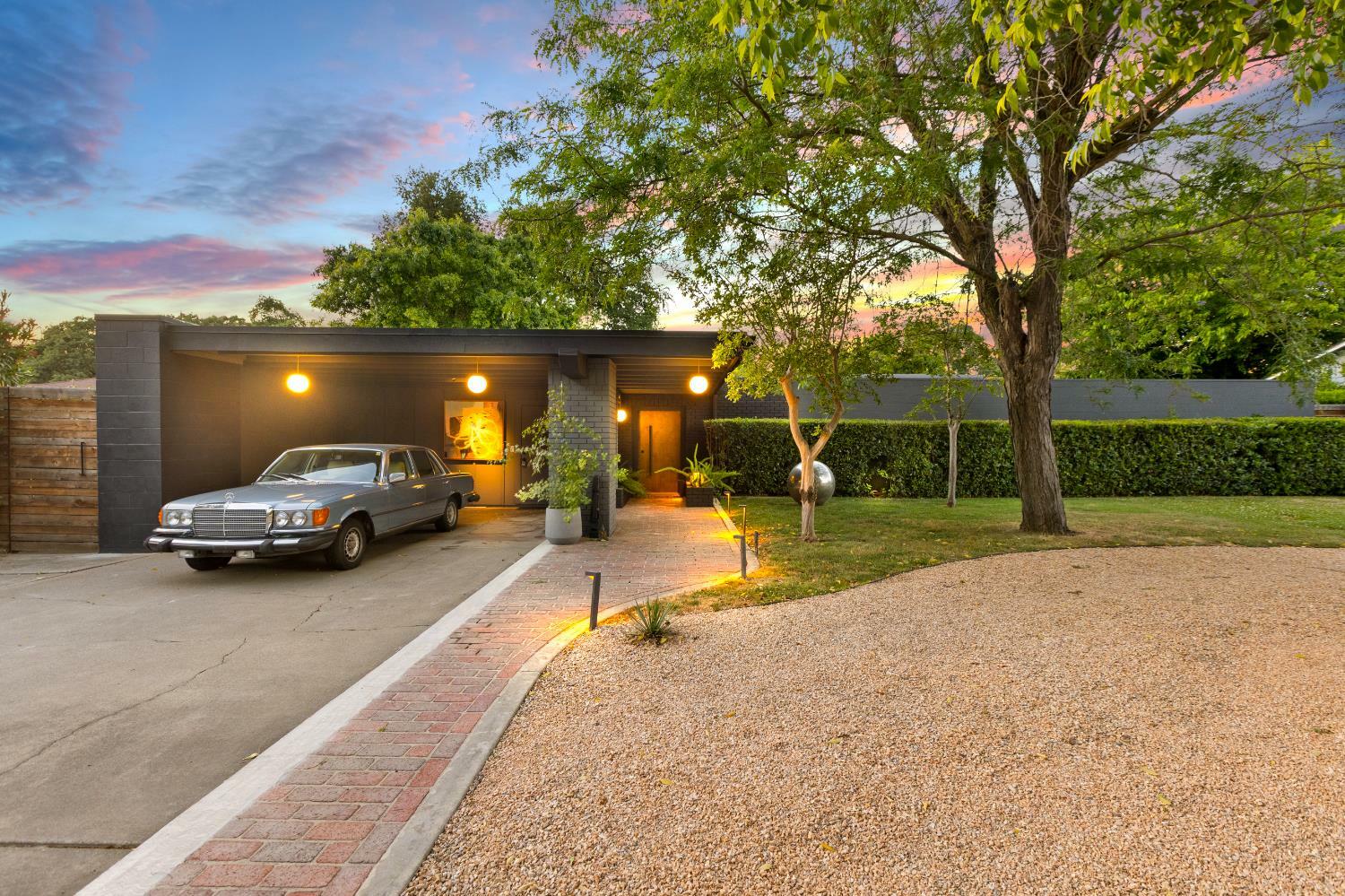 5301 Valhalla Drive  Carmichael CA 95608 photo