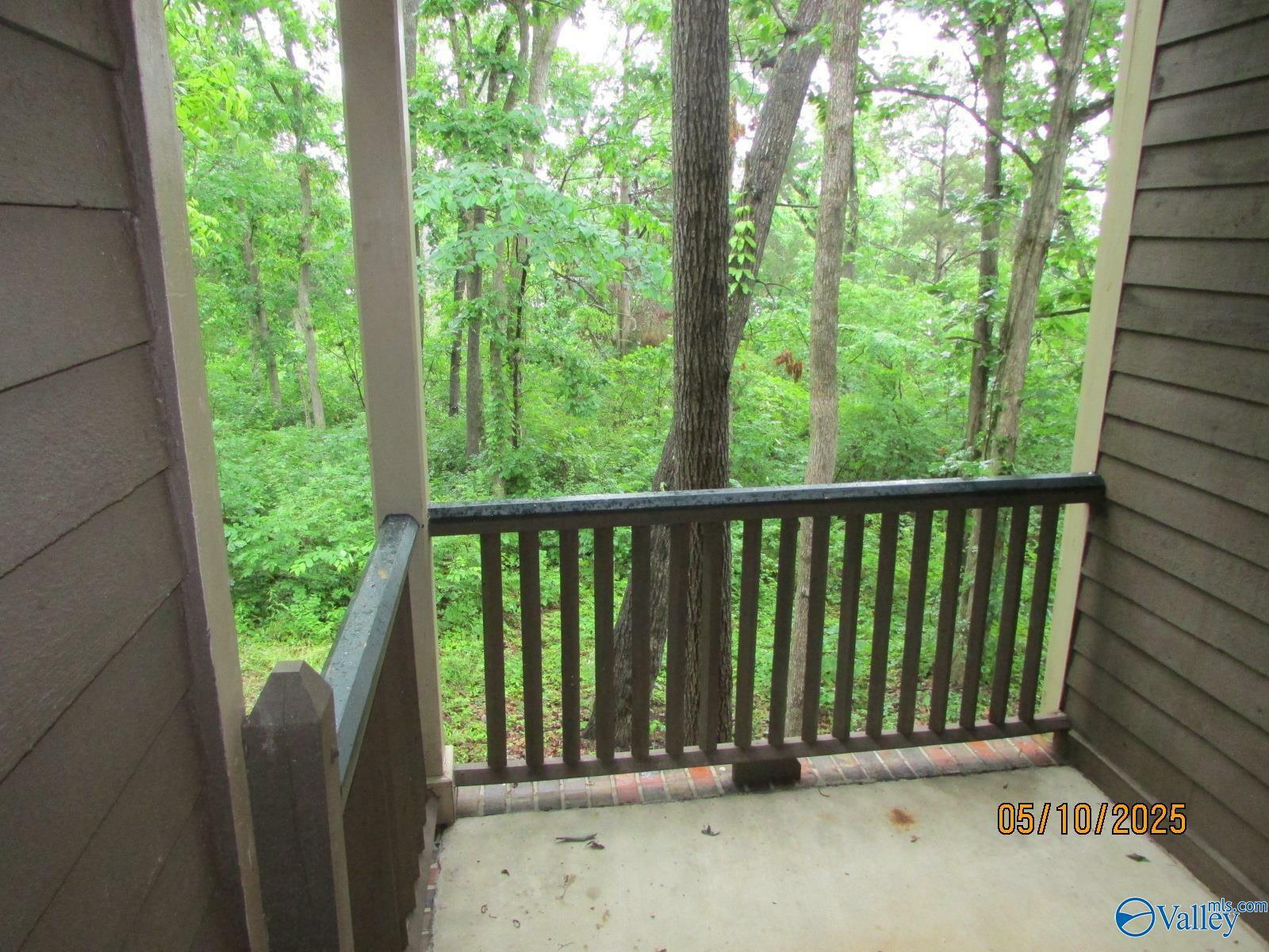 Property Photo: 3025 Live Oak Lane AL 35802