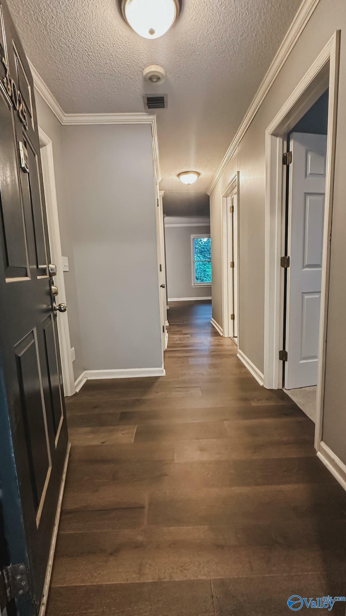Property Photo: 3025 Live Oak Lane AL 35802