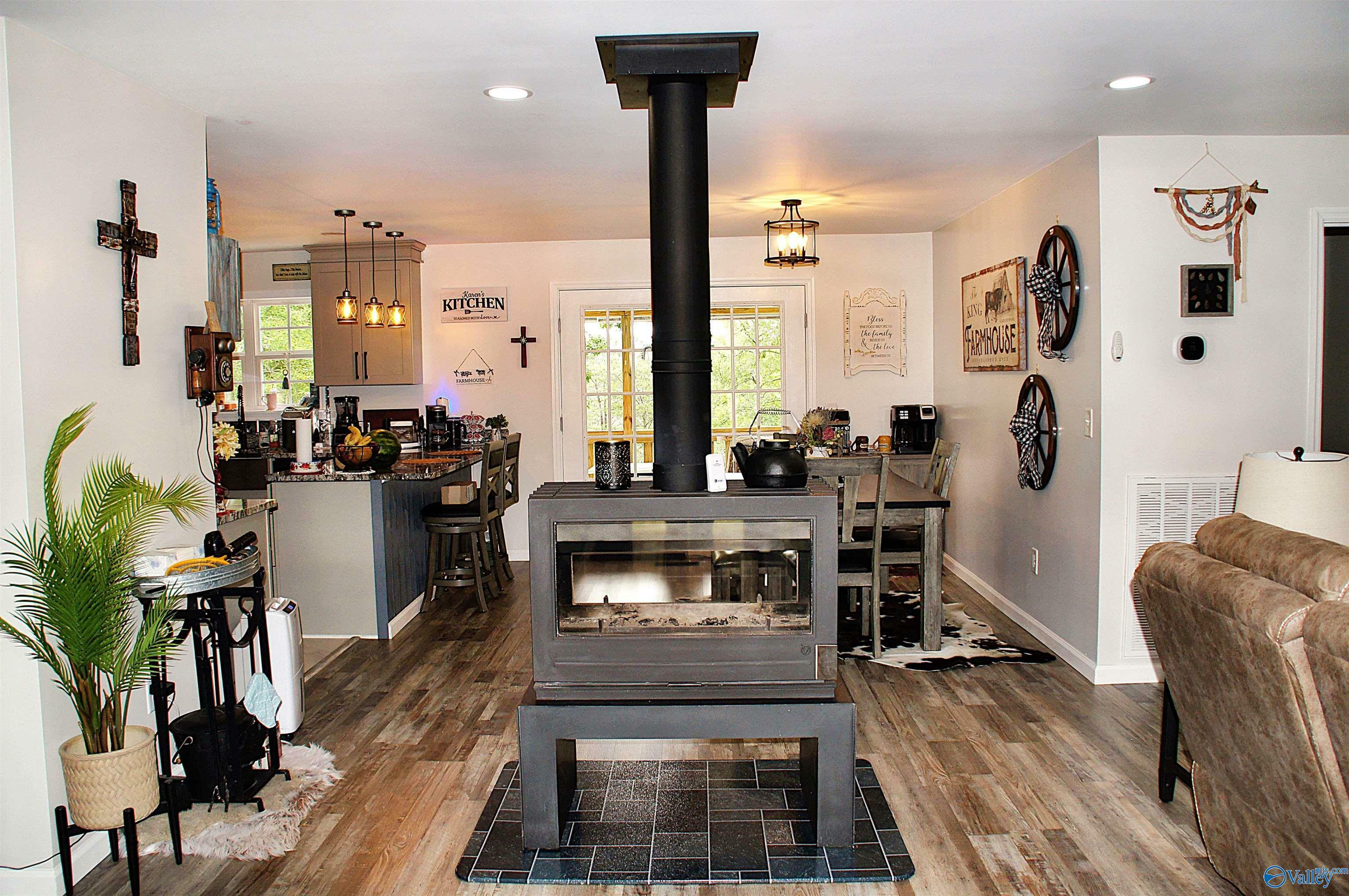 Property Photo:  355 Lake Mary Louise  AL 35904 
