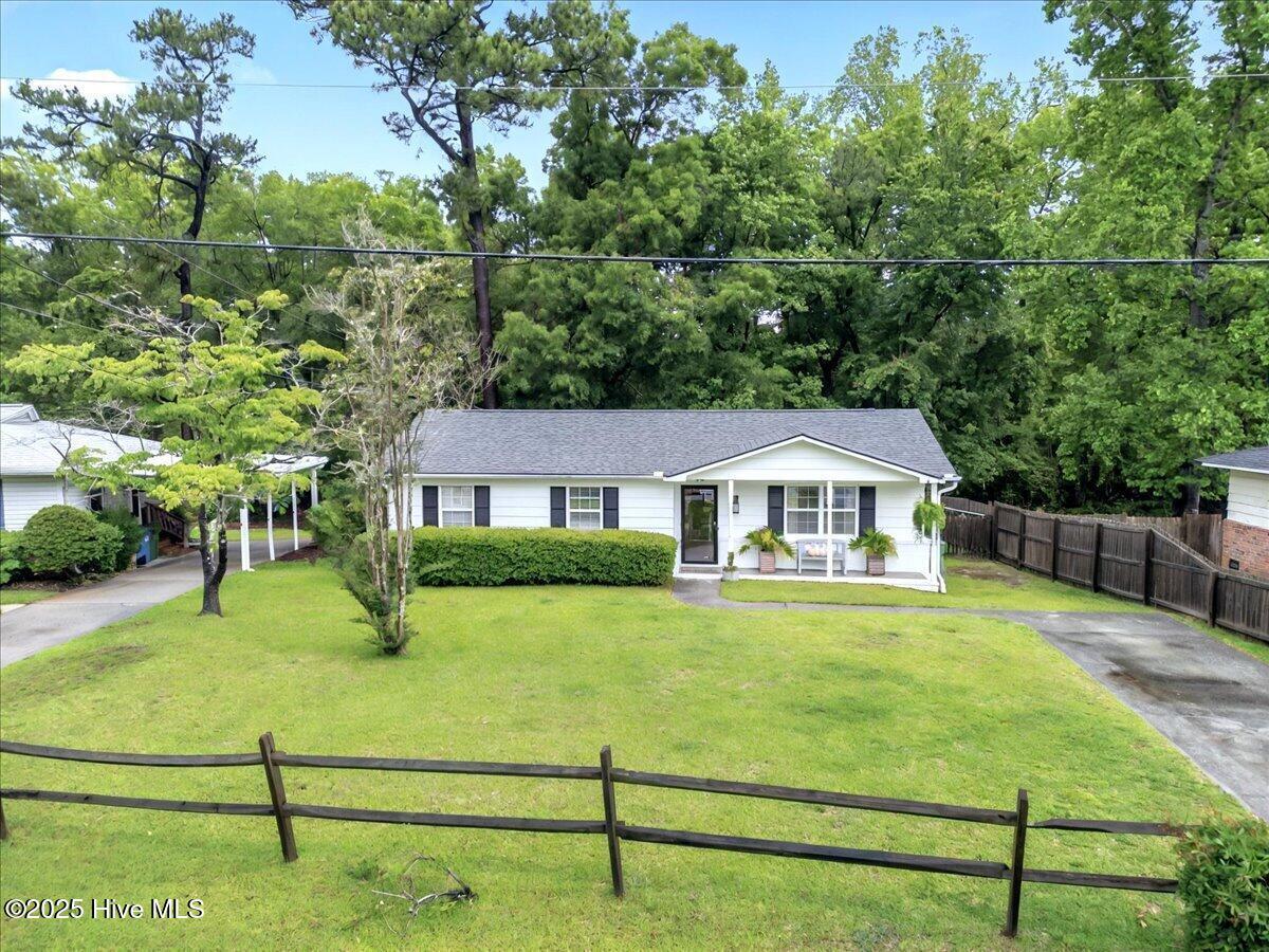 Property Photo: 109 Darby Street NC 28409