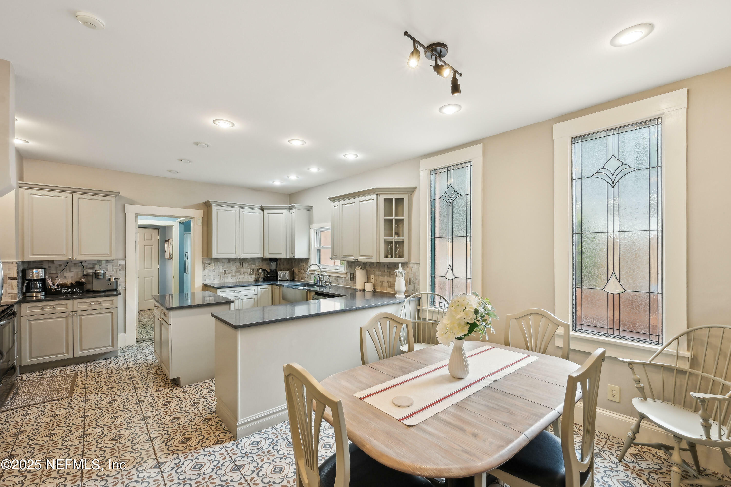 Property Photo: 16 May Street FL 32084