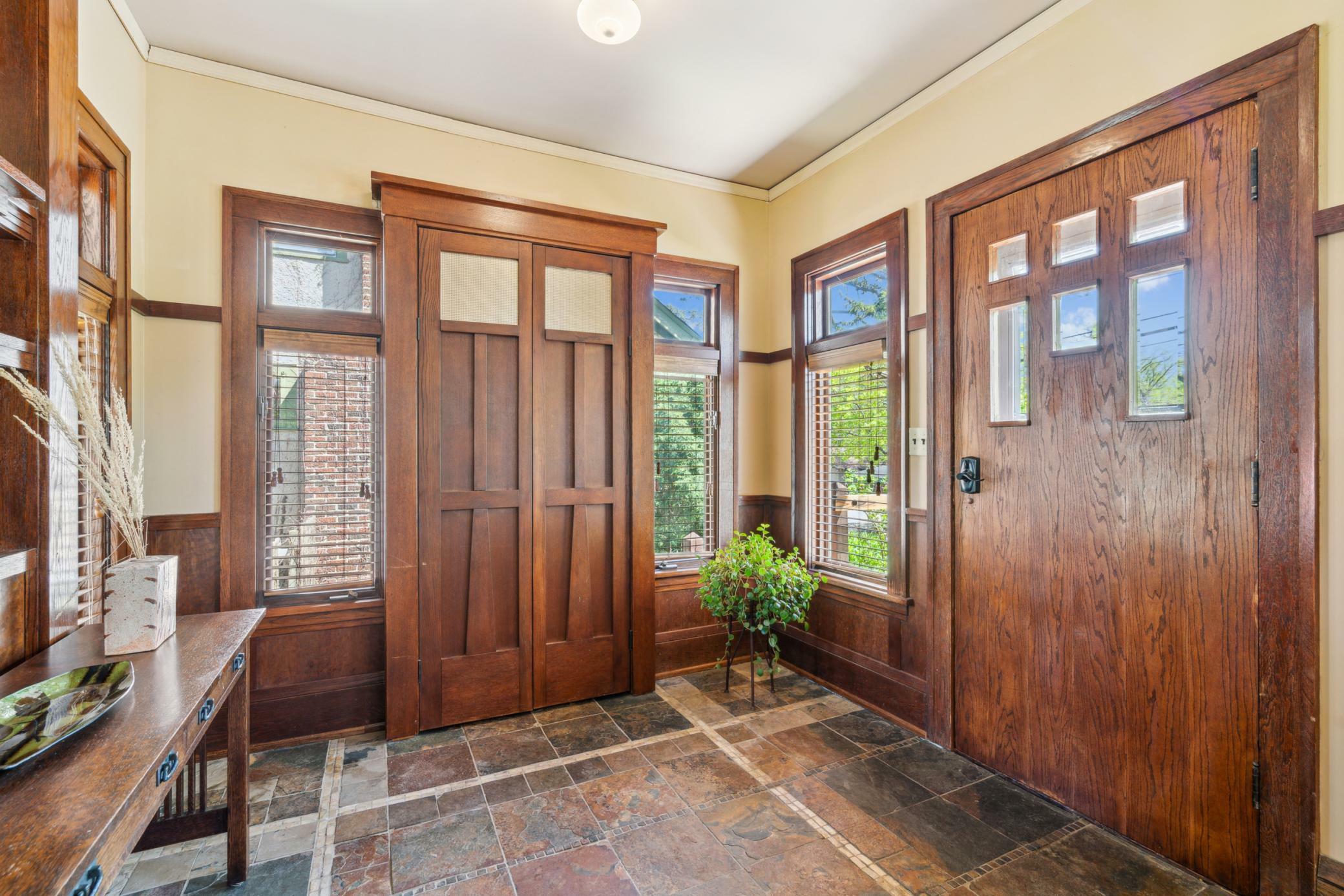 Property Photo: 522 W 48th Street MN 55419