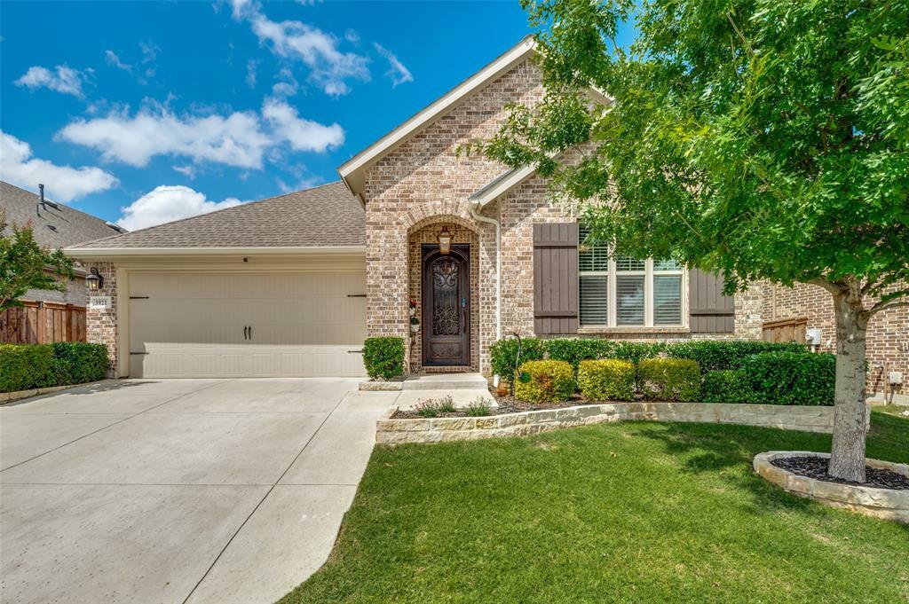 Property Photo: 3921 Big Prairie Drive TX 76227