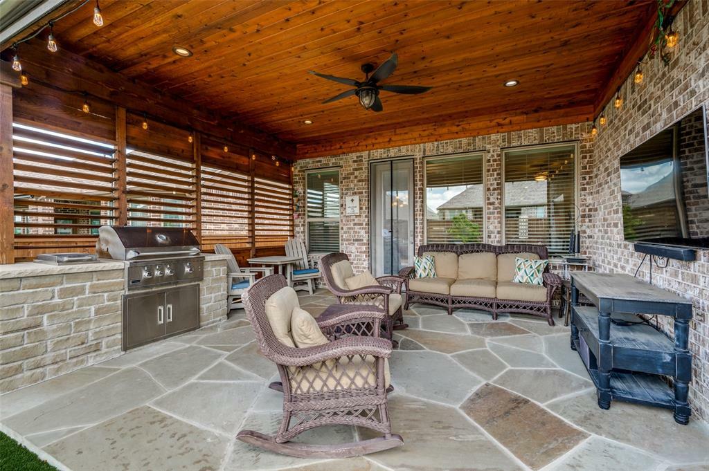 Property Photo: 3921 Big Prairie Drive TX 76227
