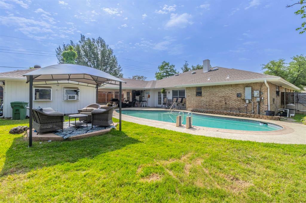 Property Photo: 2801 Peachtree Lane TX 76013