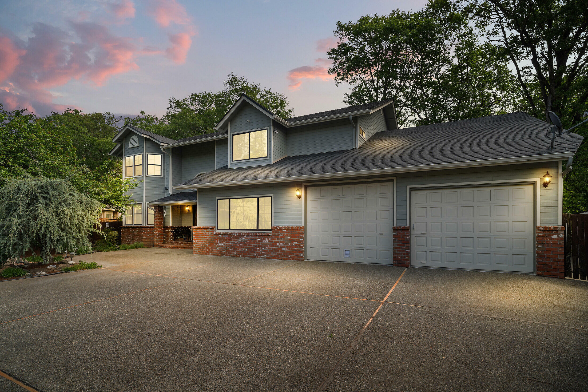 113 Walnut Drive  Rogue River OR 97537 photo