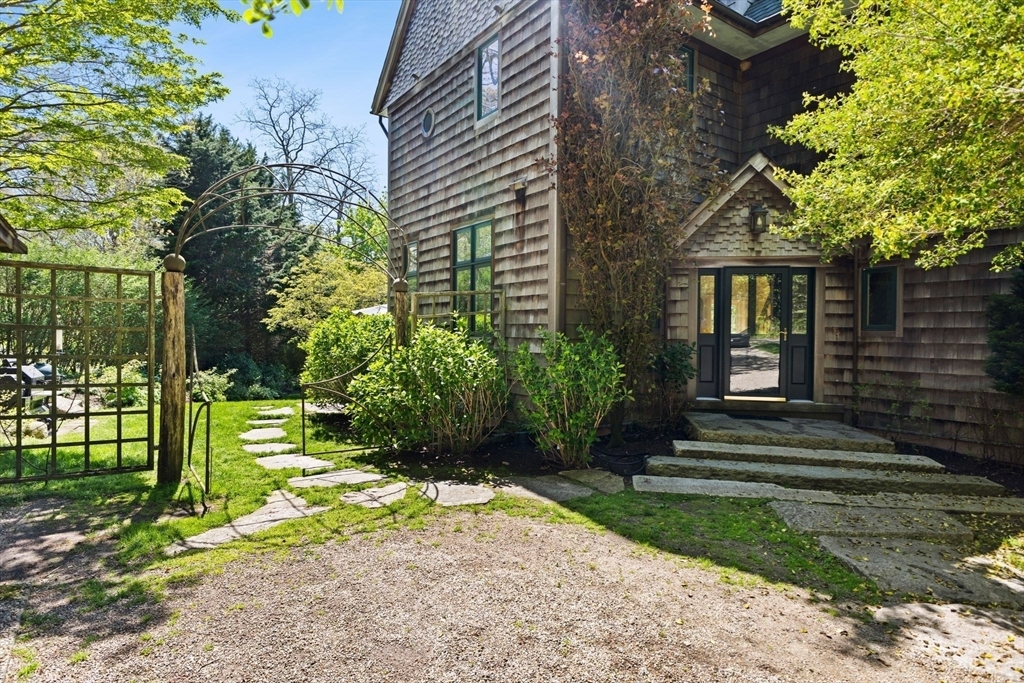 82 Harbor Hill Road  Falmouth MA 02543 photo